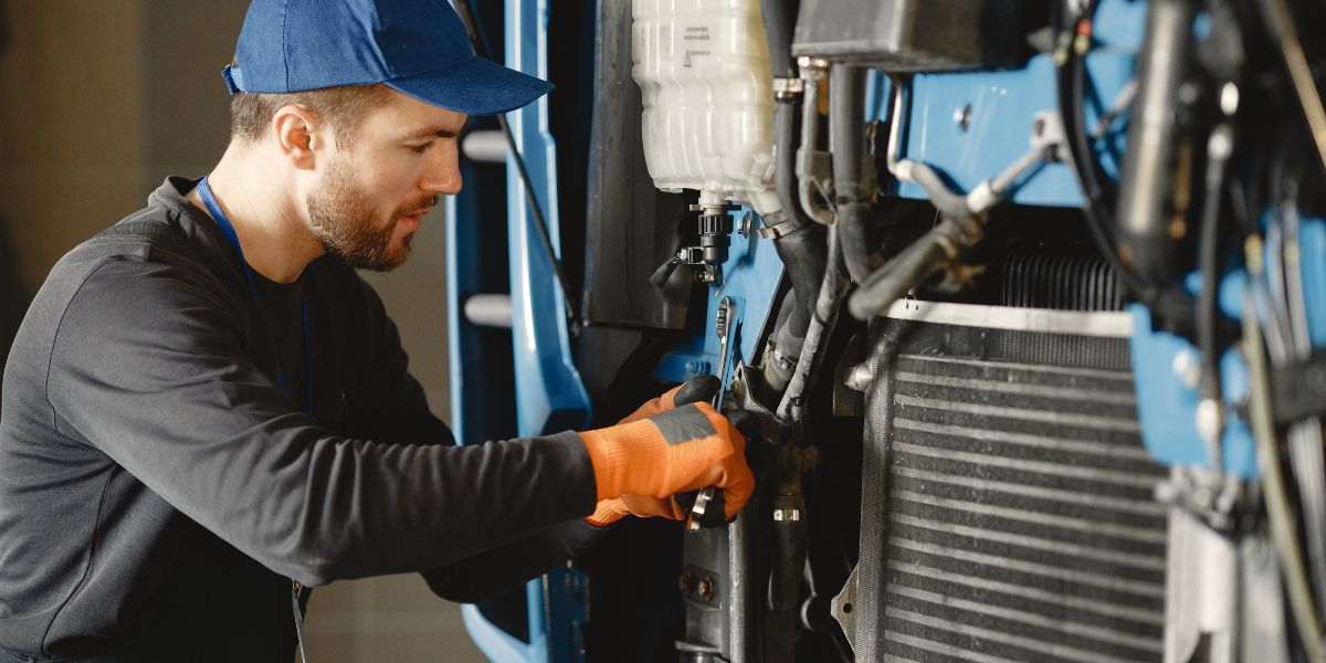 7 AC Repair Tips You Must Follow to Keep Your Van Nuys Home Cool